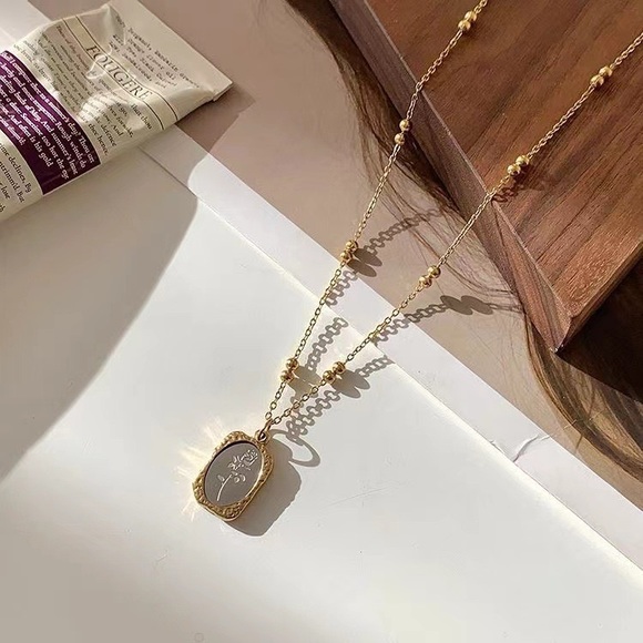 Bicolor Floral Pendent Necklace*Gold Necklace*Waterproof Jewelry - Picture 4 of 7